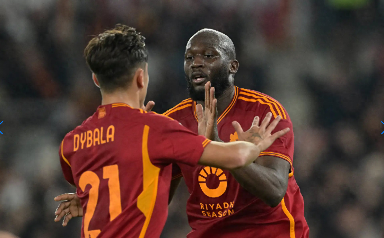 罗马球员合影庆祝连胜，打破团队纪录的简单介绍