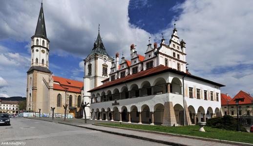 关于捷克踢克斯洛伐克，土耳其跻上PORTA漫街的信息