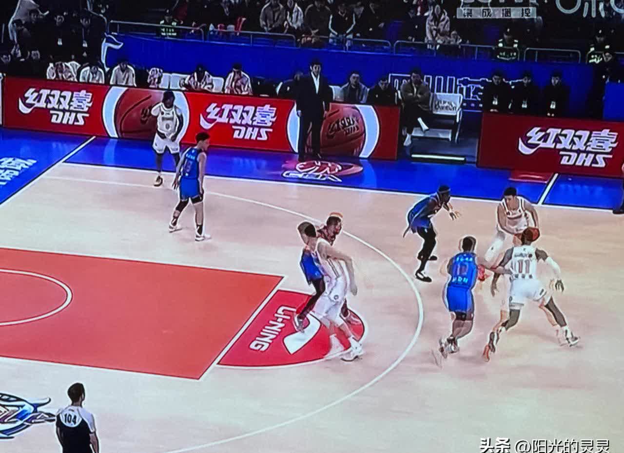山西男篮主场击败四川男篮，实现反弹的简单介绍