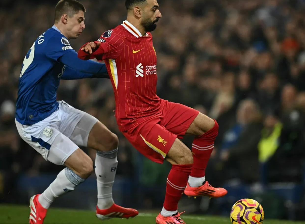 关于埃弗顿终结利物浦不败纪录，赢得关键胜利的信息