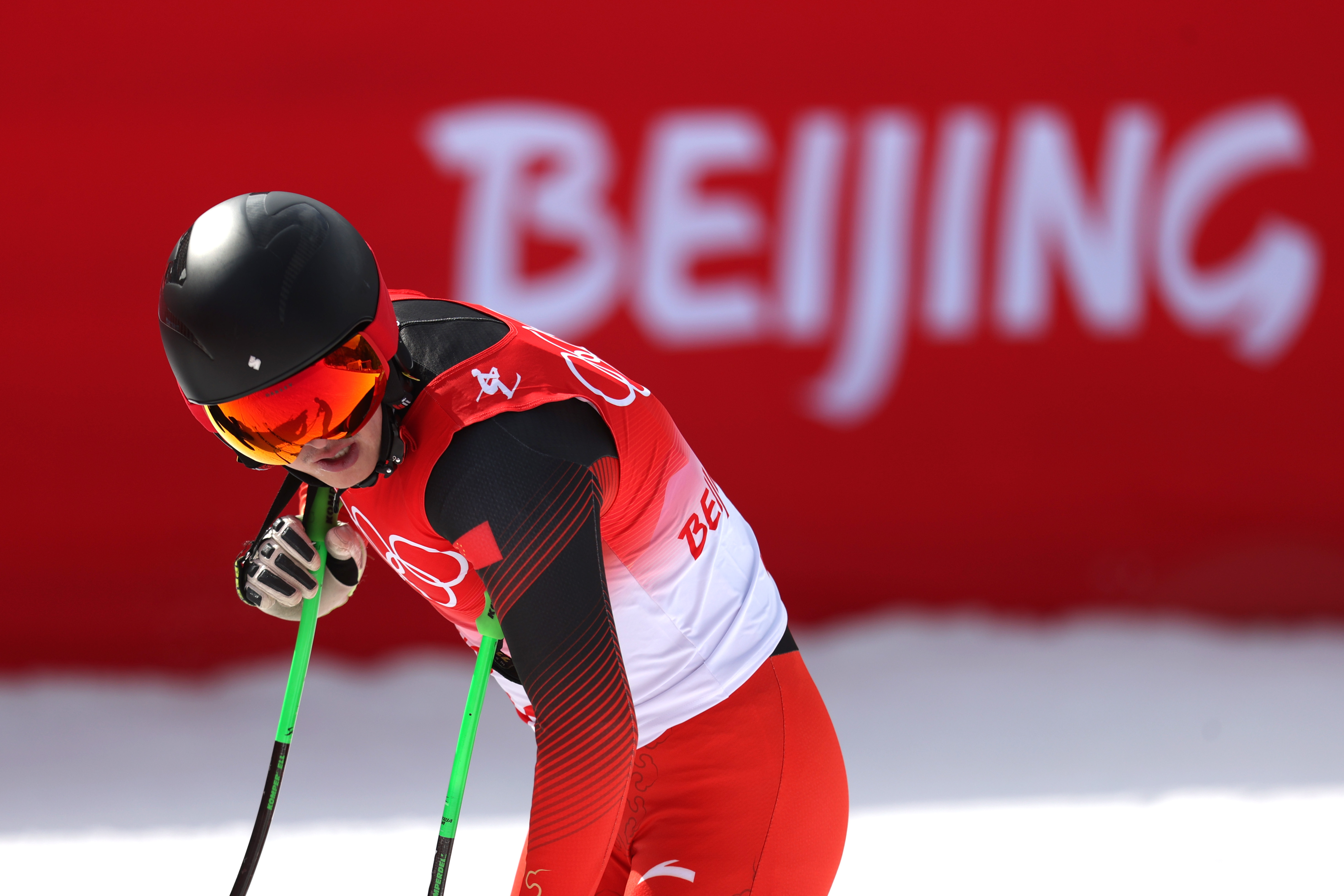 瑞士队横扫男子长距离滑雪项目