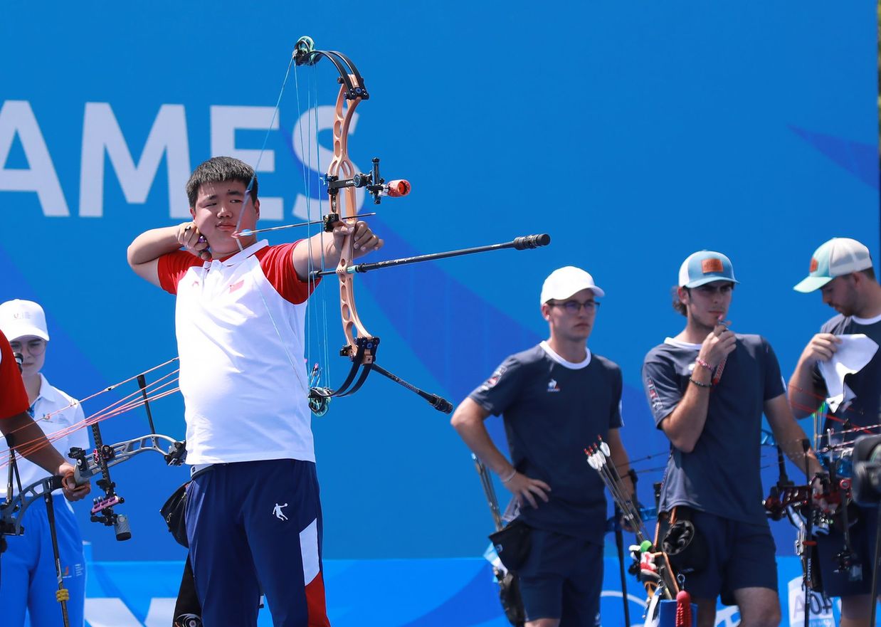 包含德国射箭选手箭无虚发，夺魁称雄！的词条