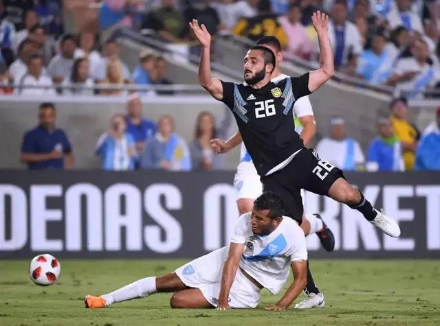 关于战术奏效！莫德里奇双翼齐飞压制武磊整场无力还手！的信息