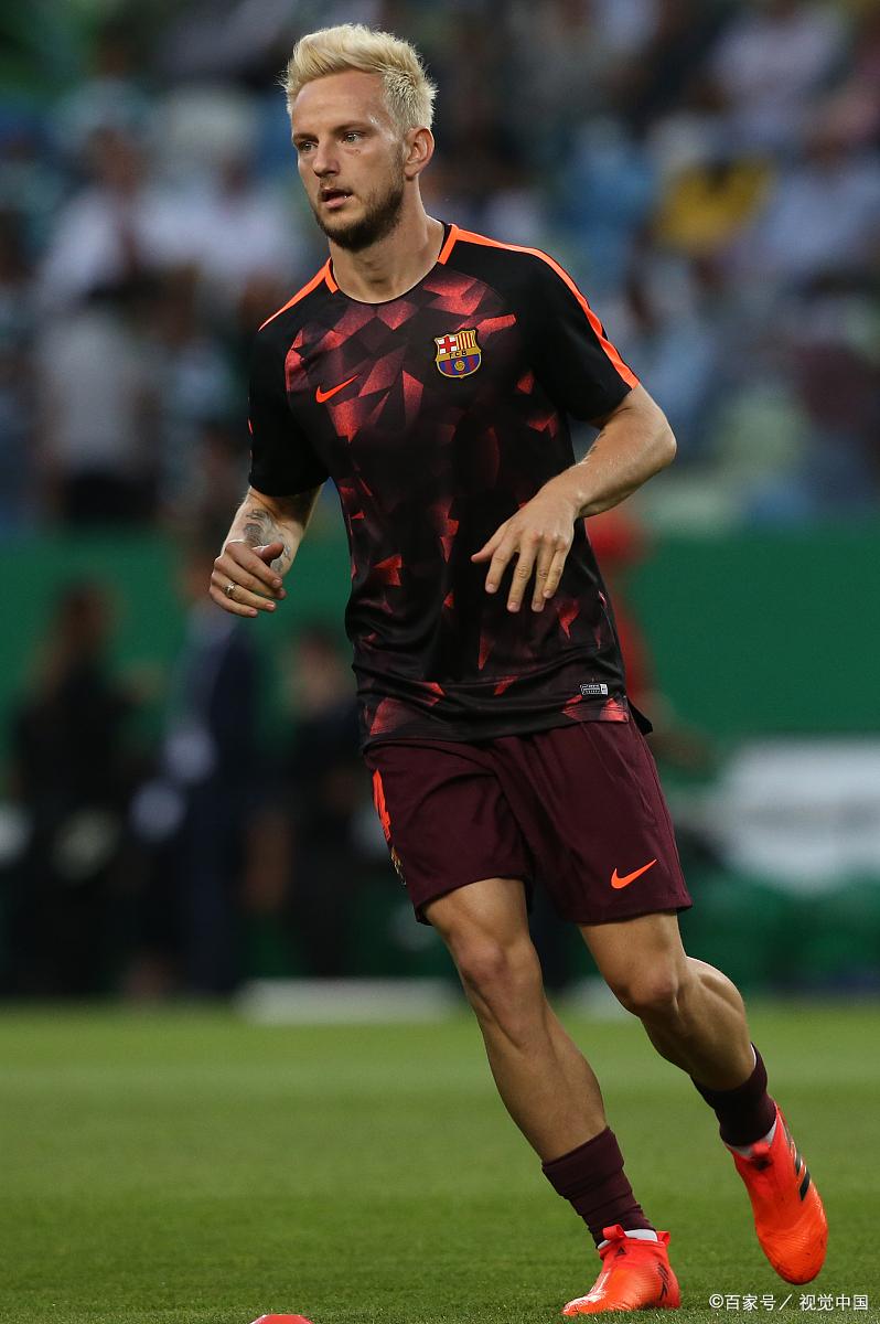 包含本菲卡再度上演帽子戏法，热刺后防线成筛子！的词条