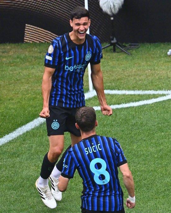 关于国米头球破门+点球绝杀，曼联遭遇联赛三连败的信息